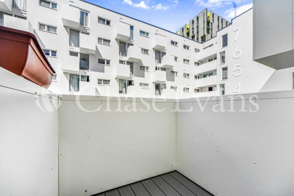 Balcony - Schrier Ro
