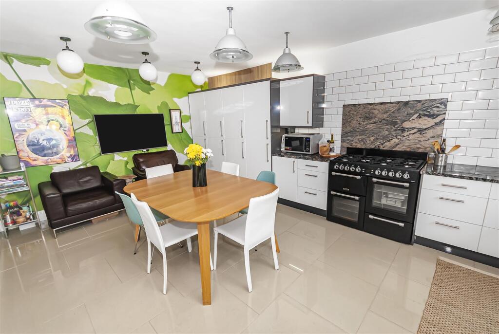 Open Plan Kitchen/Diner