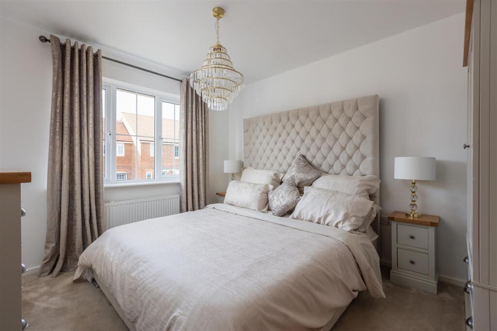 Ploughlands Grove 4 Bedroom 1-1.jpg