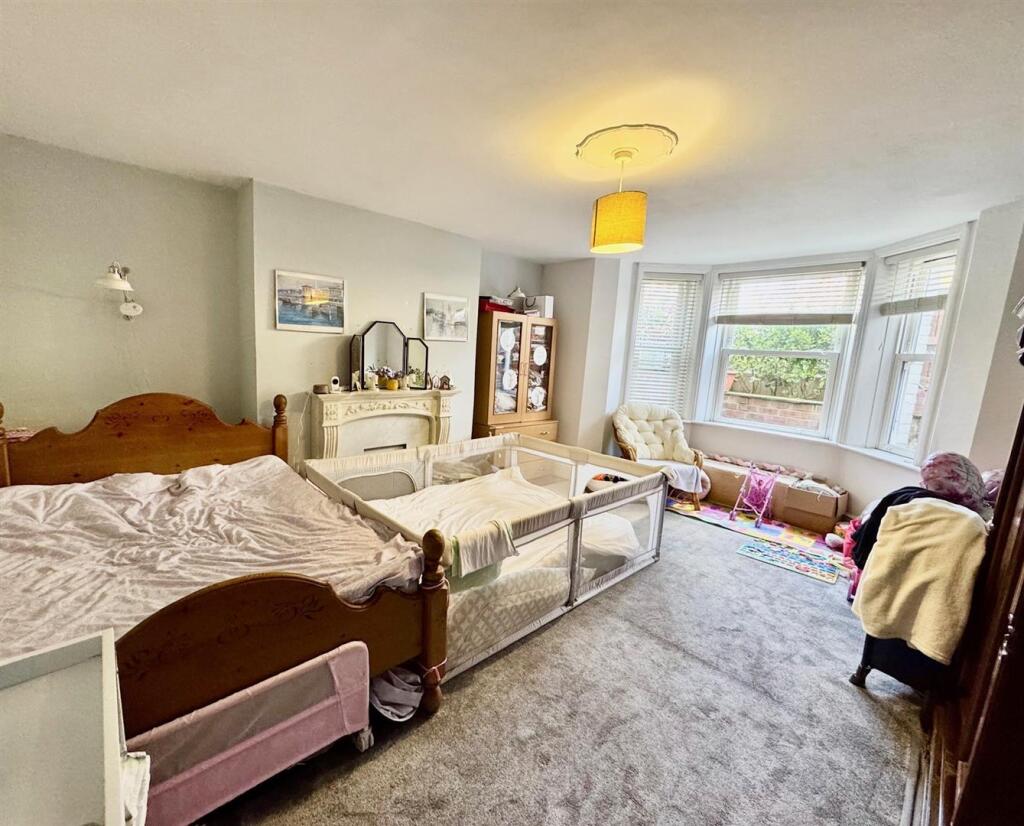 Bedroom.jpg