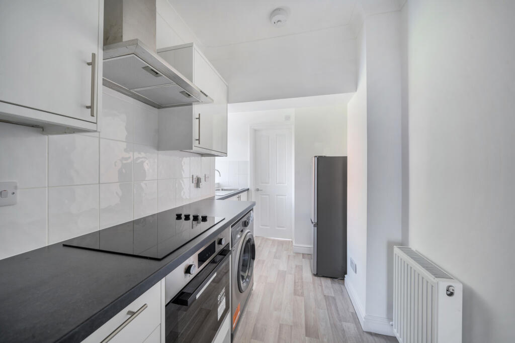 19-681b30d08546f-...