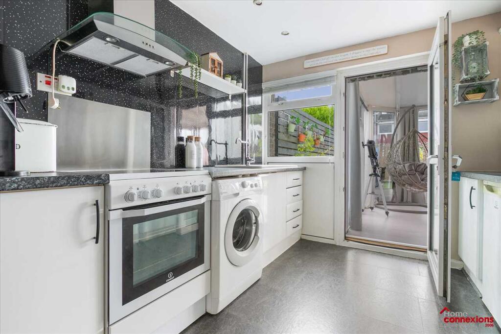 Kitchen (1)