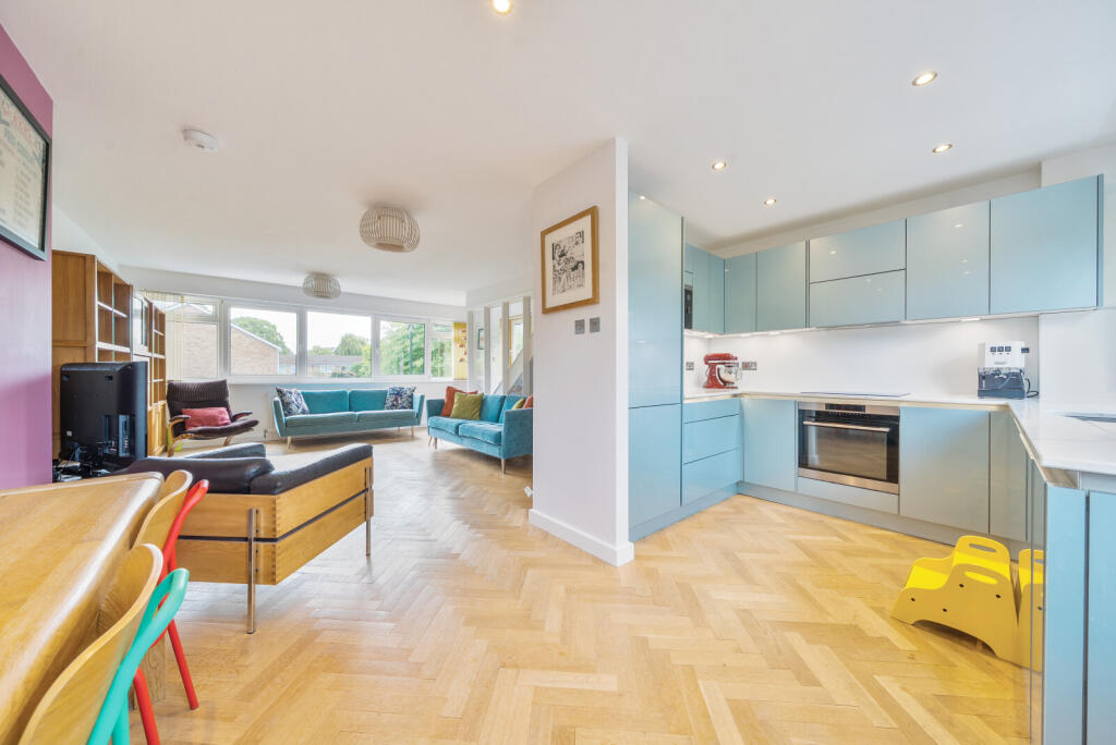 Kitchen/Sitting Room