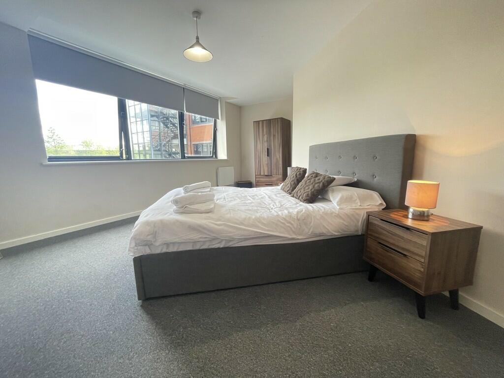 20 Sandringham Ho...