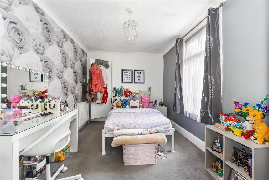 Bedroom 1 Reverse.jpg