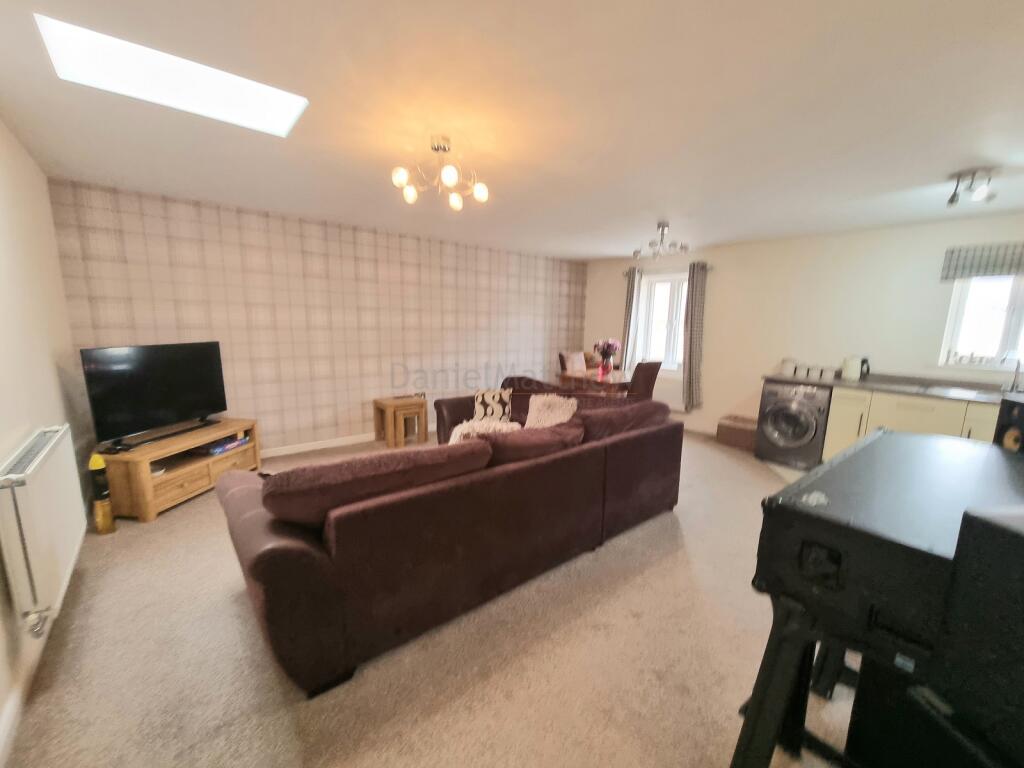 Open Plan Living/Kitchen