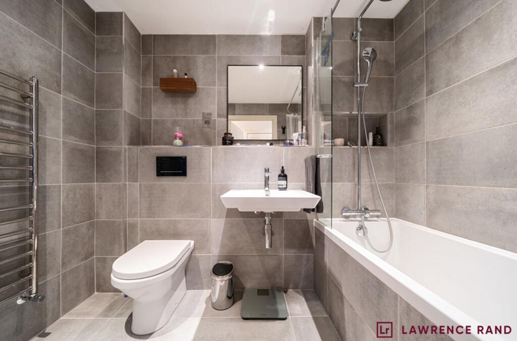 1d86268d-b88c-4fa...