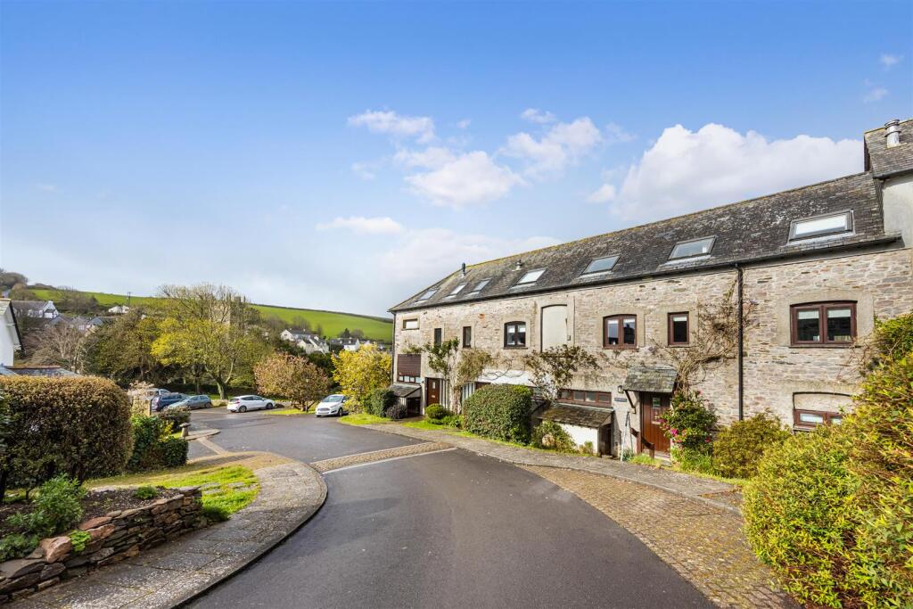 A05 - Riverview 18 Dittisham Court Dittisham - 240