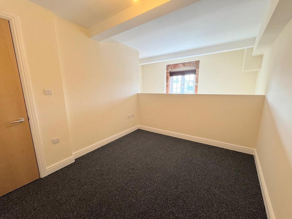 MEZZANINE BEDROOM