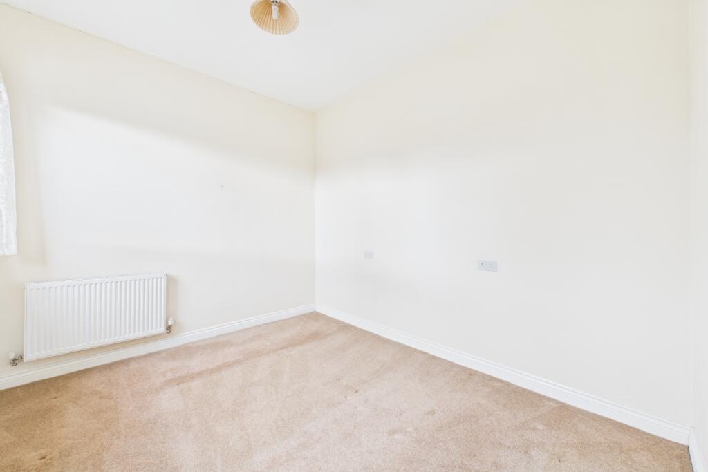 CAM03162G0-PR0331-STILL015