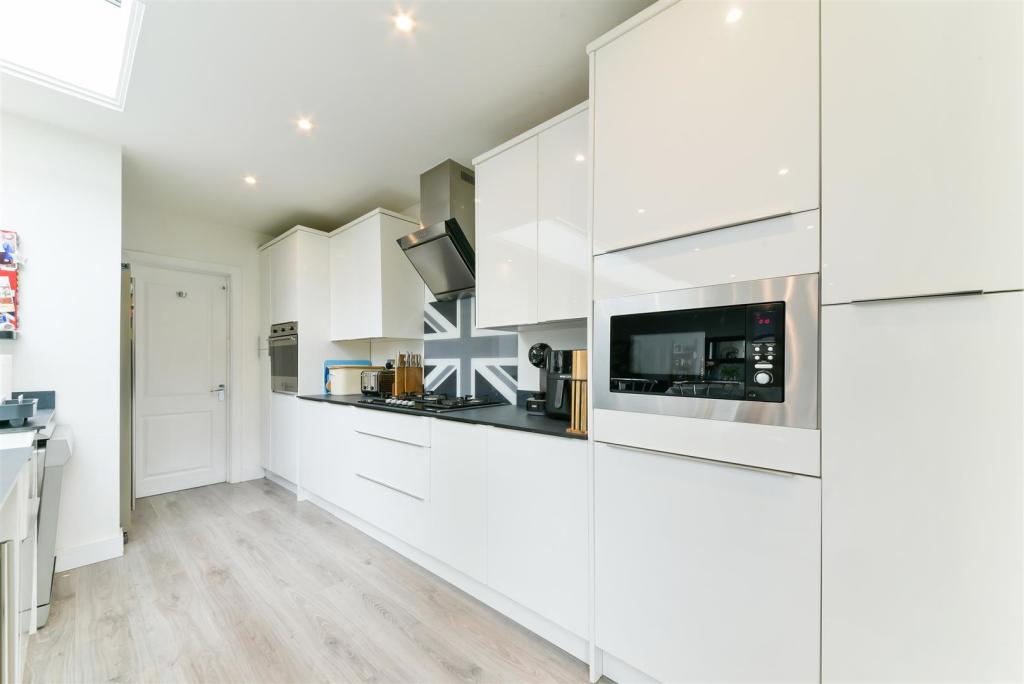 Open Plan Kitchen/Dining/Family Room