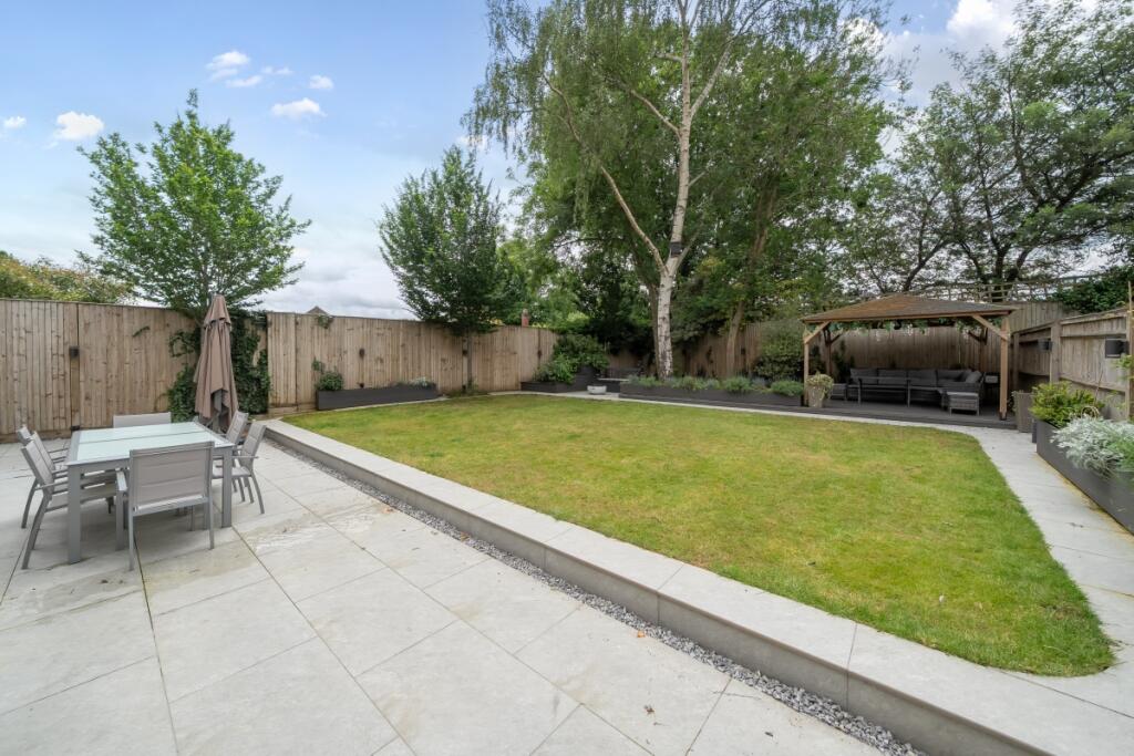 1297268-6-683855a...