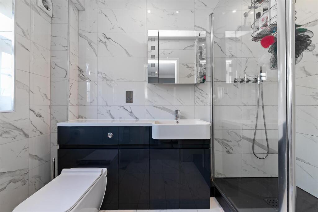 18BurghleyClose-72.jpg
