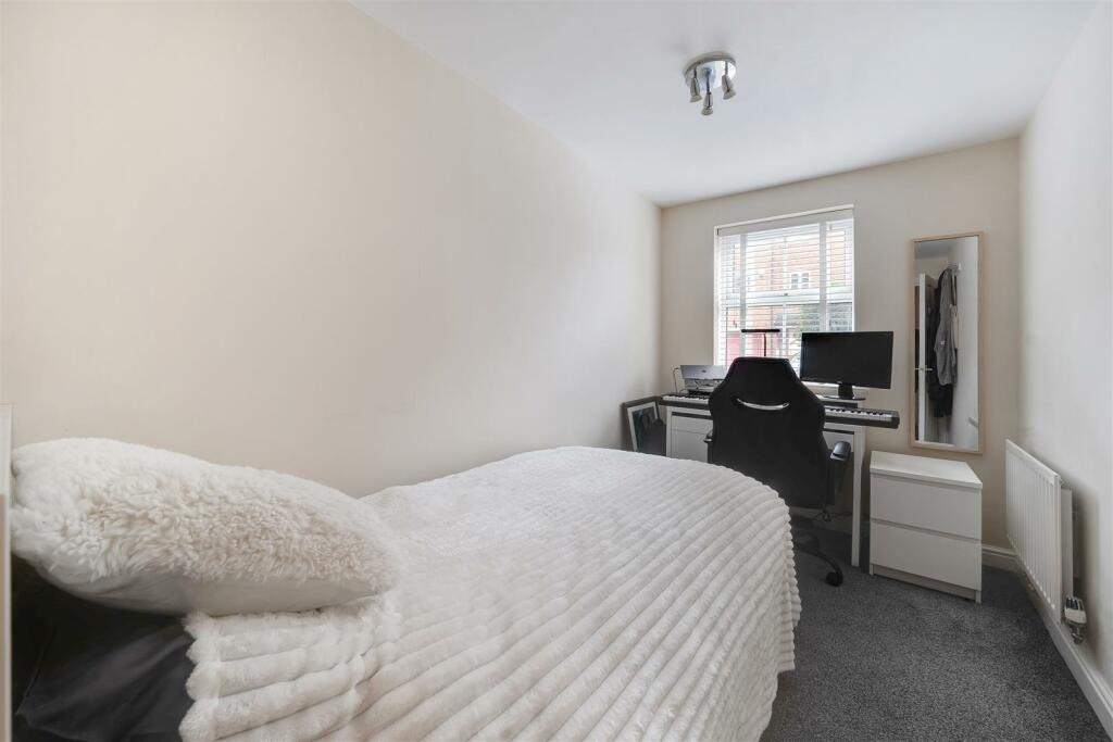Second bedroom.JPG