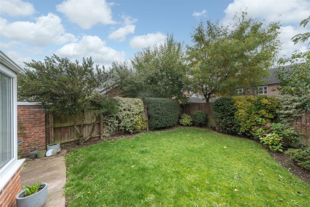 14 Delamere Close-023.jpg