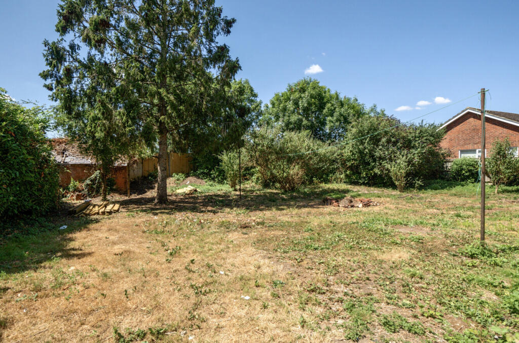 1318252-6-686d1b4...