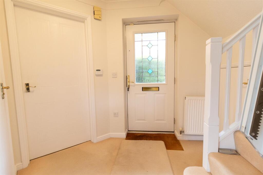 Entrance Hallway.jpg