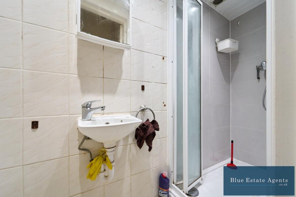 Ground Floor Shower &amp; WC