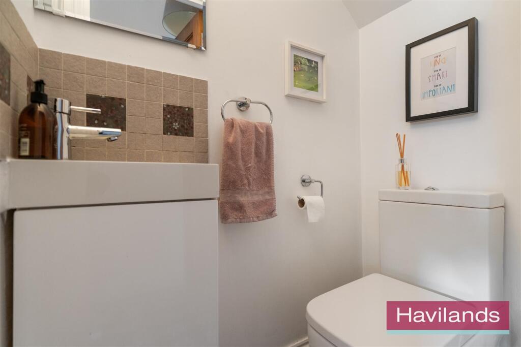 Oaktree Avenue-9.jpg