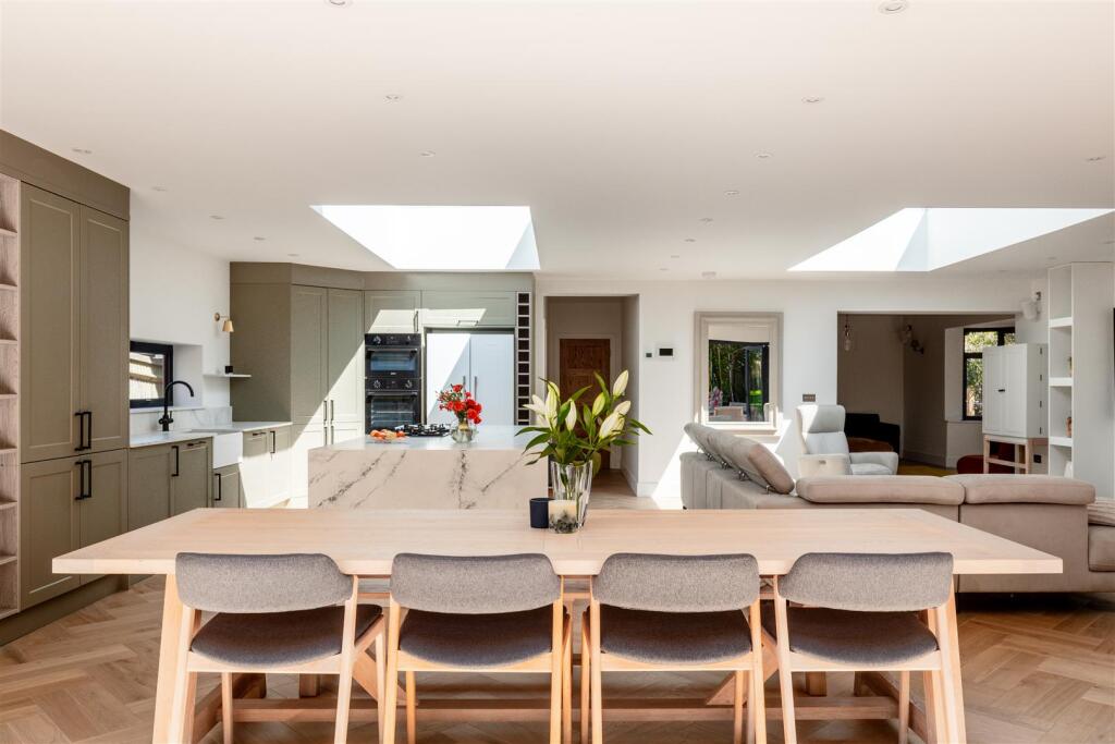 Kitchen / living room