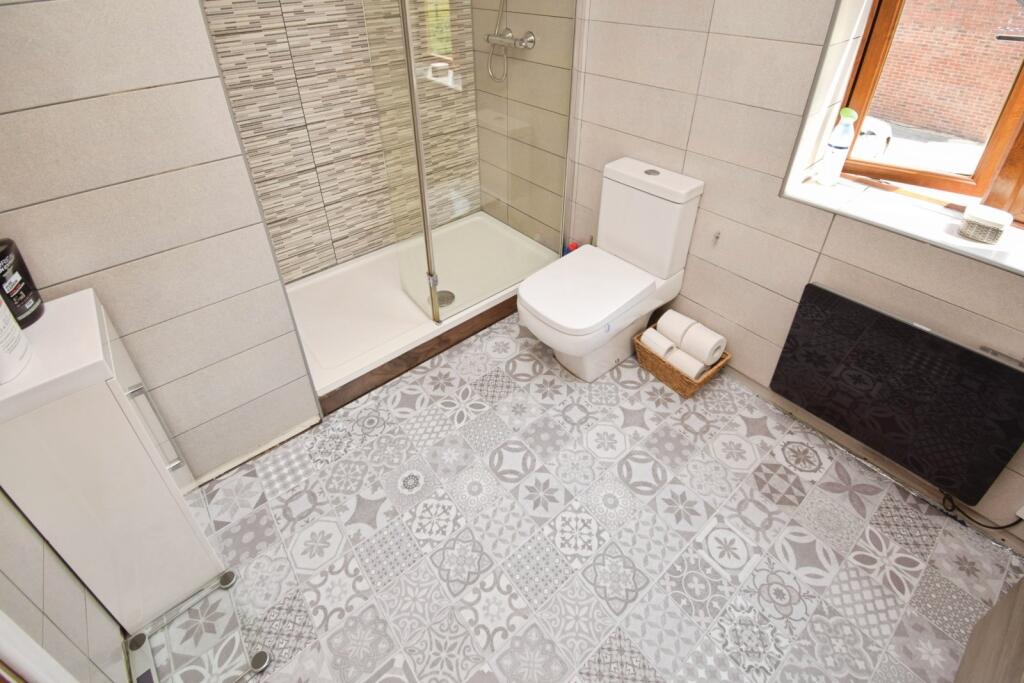 Family Shower Room