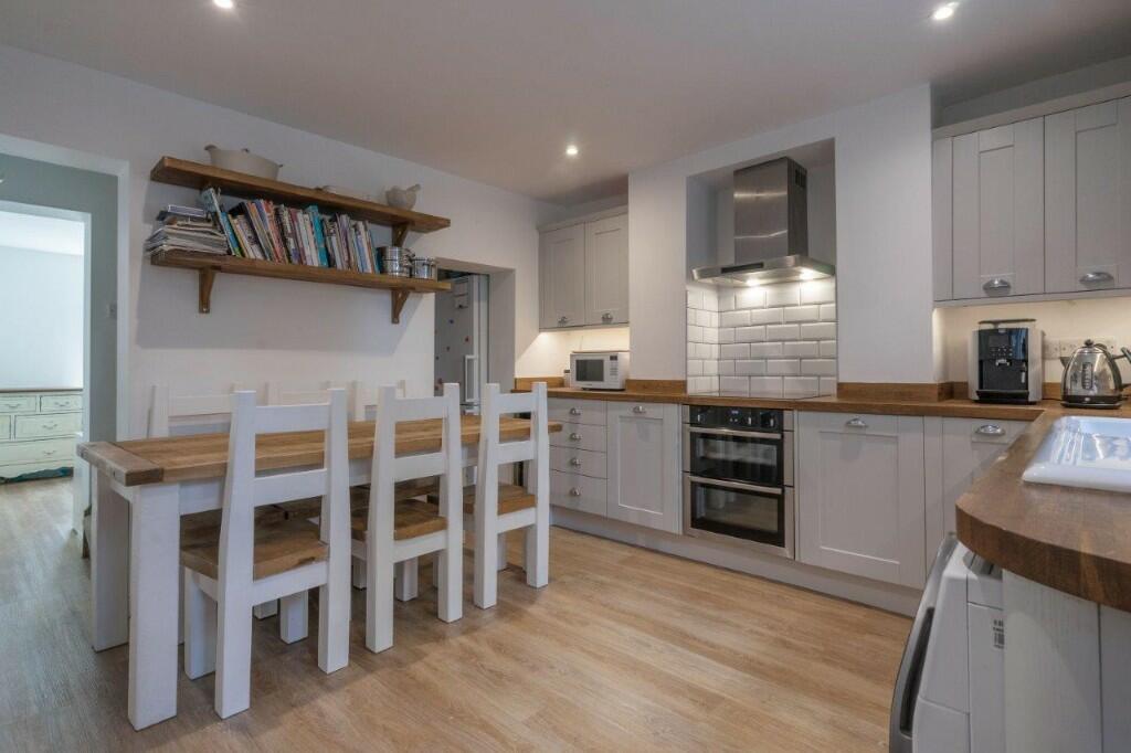 Kitchen/breakfast 