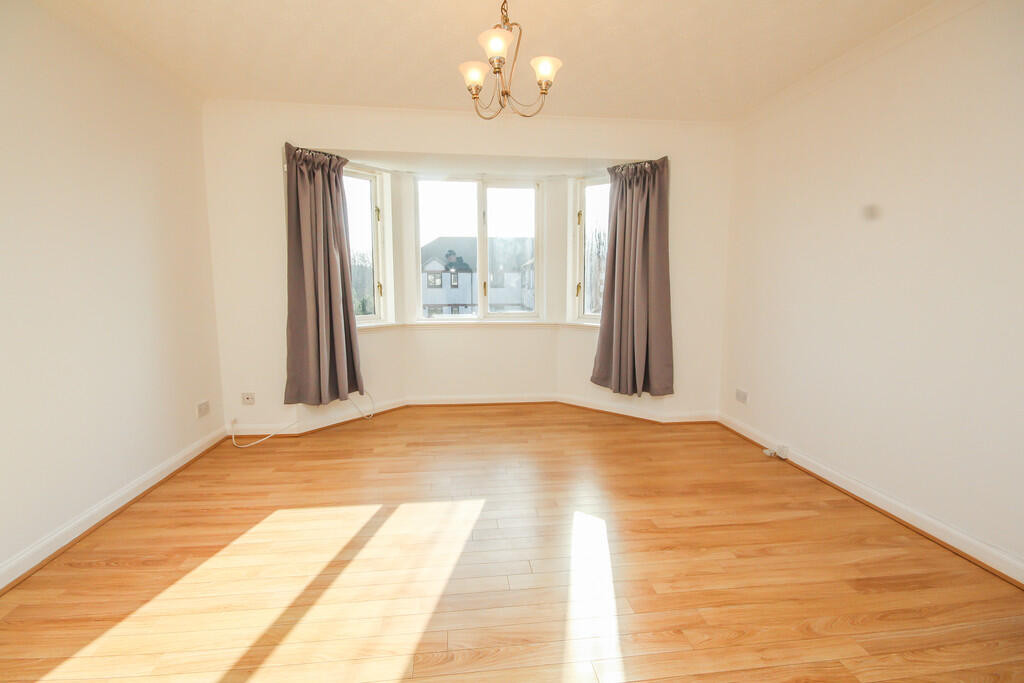 208 Waverley - Sm...