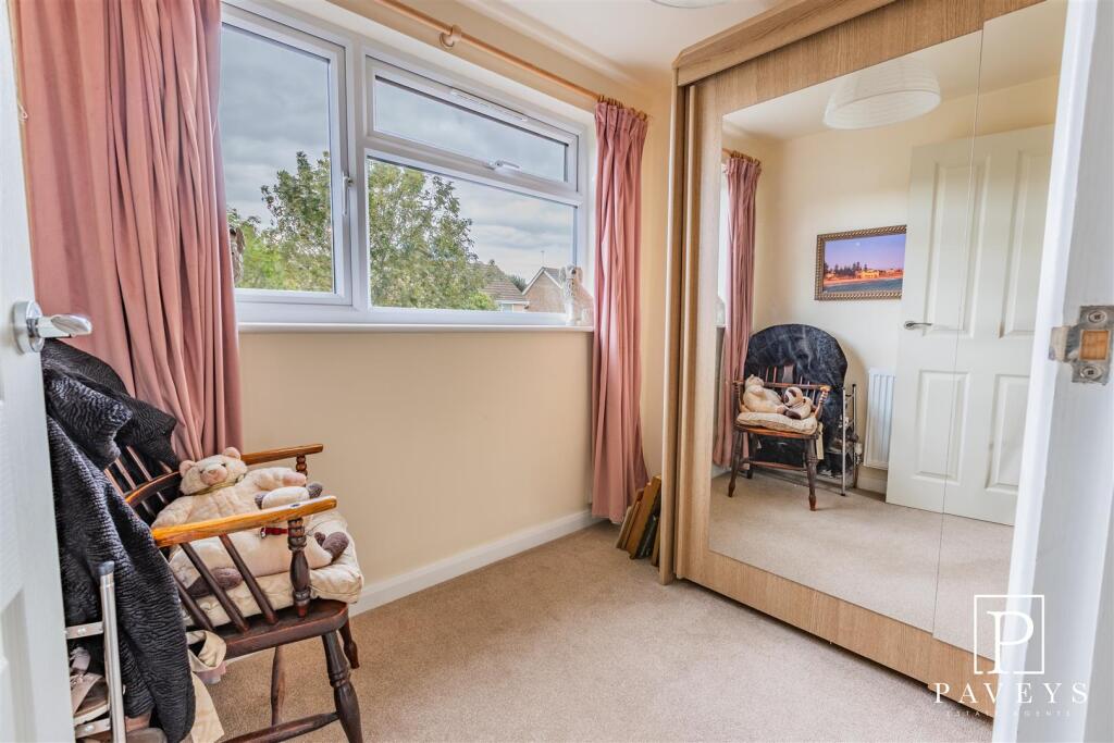 BEDROOM FIVE