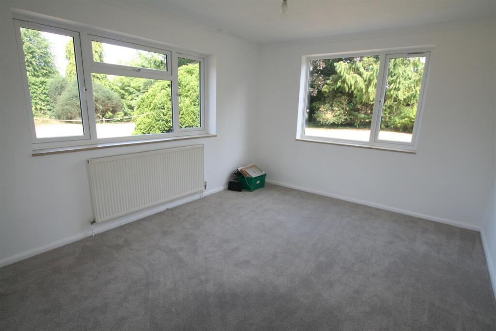 gowerhouse,bed4.JPG