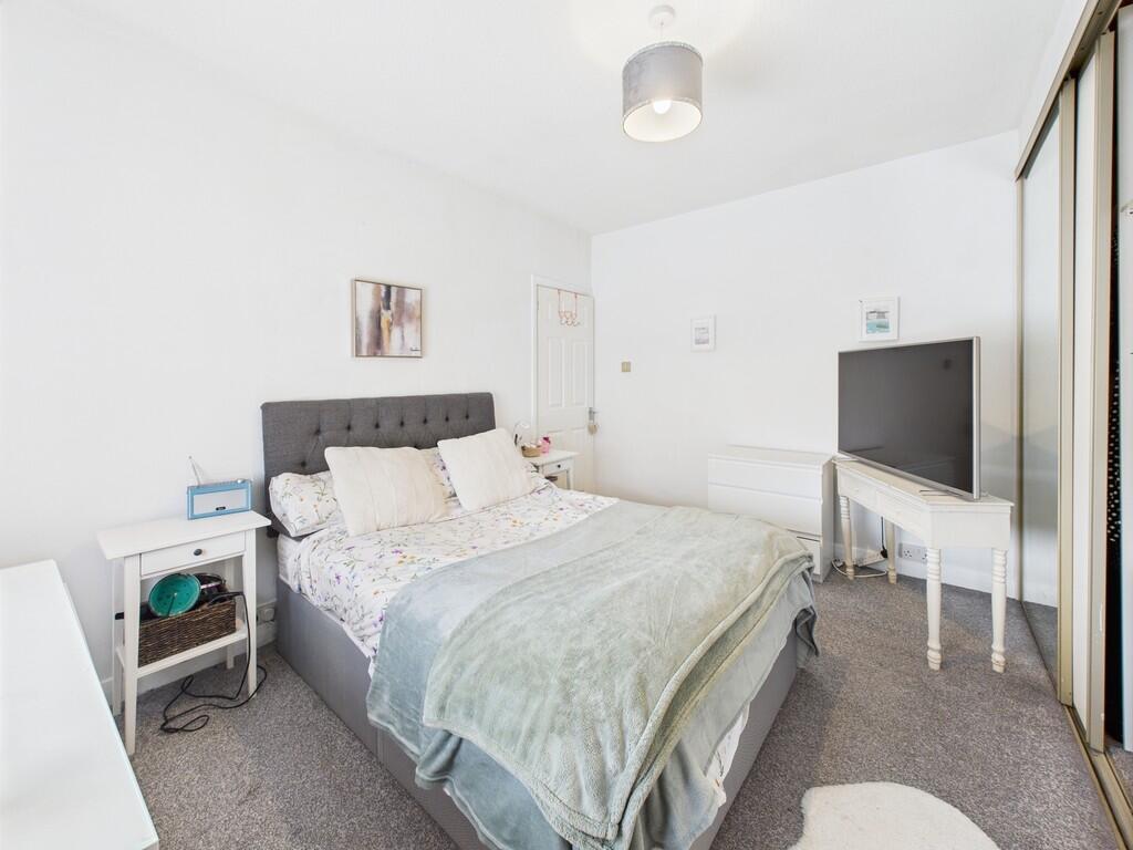 CAM02854G0-PR0427...