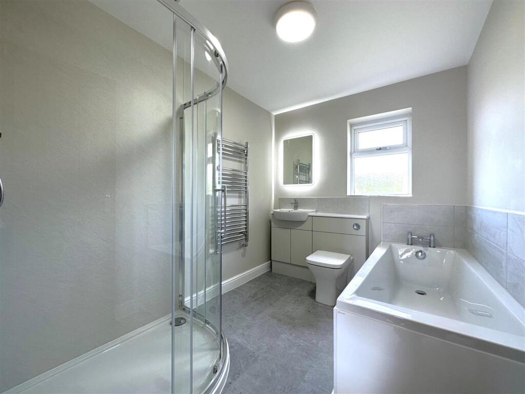 Four-Piece Bathroom
