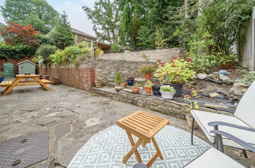 1343261-2-68adaec...