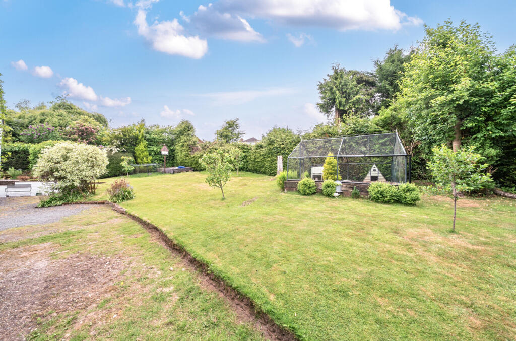 1287263-3-6829c6ad0445f-ARW