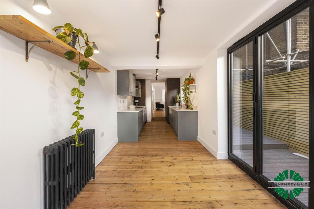 20 Aubrey Road -023-1800.jpg