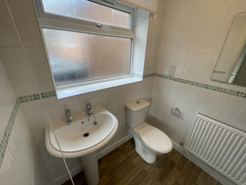 Bed 1 En suite