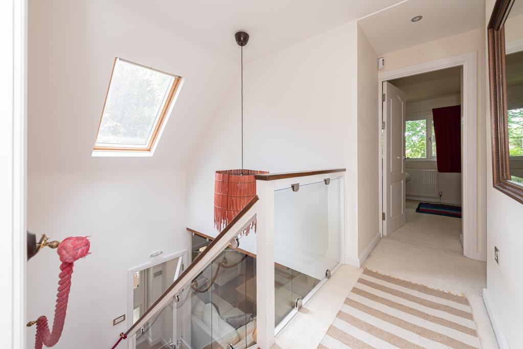 (Rightmove) 18.jpg