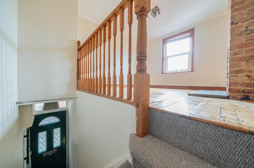 1388669-5-693bfd0...