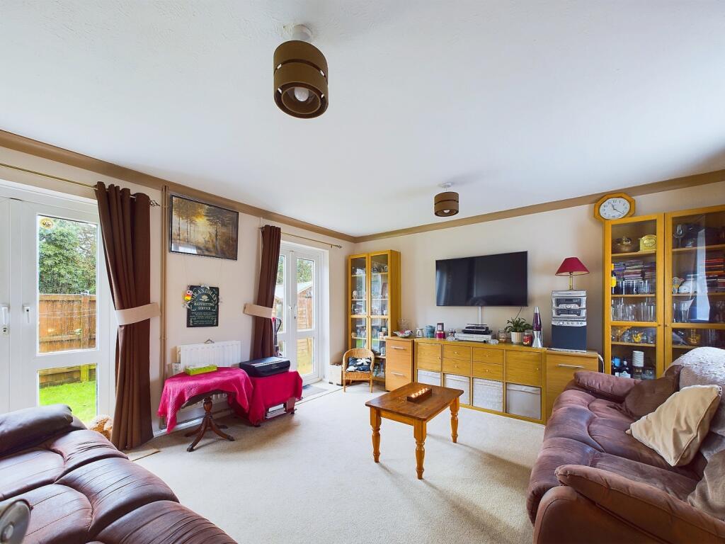 CAM01338G0-PR0087-STILL007