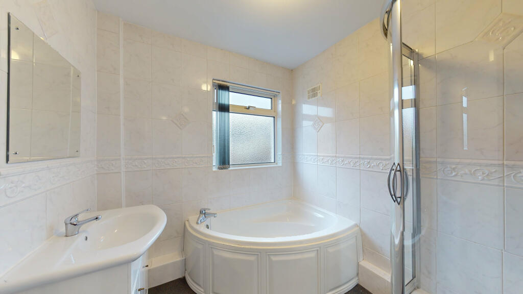 5-St-Chads-Avenue-01122024_162539