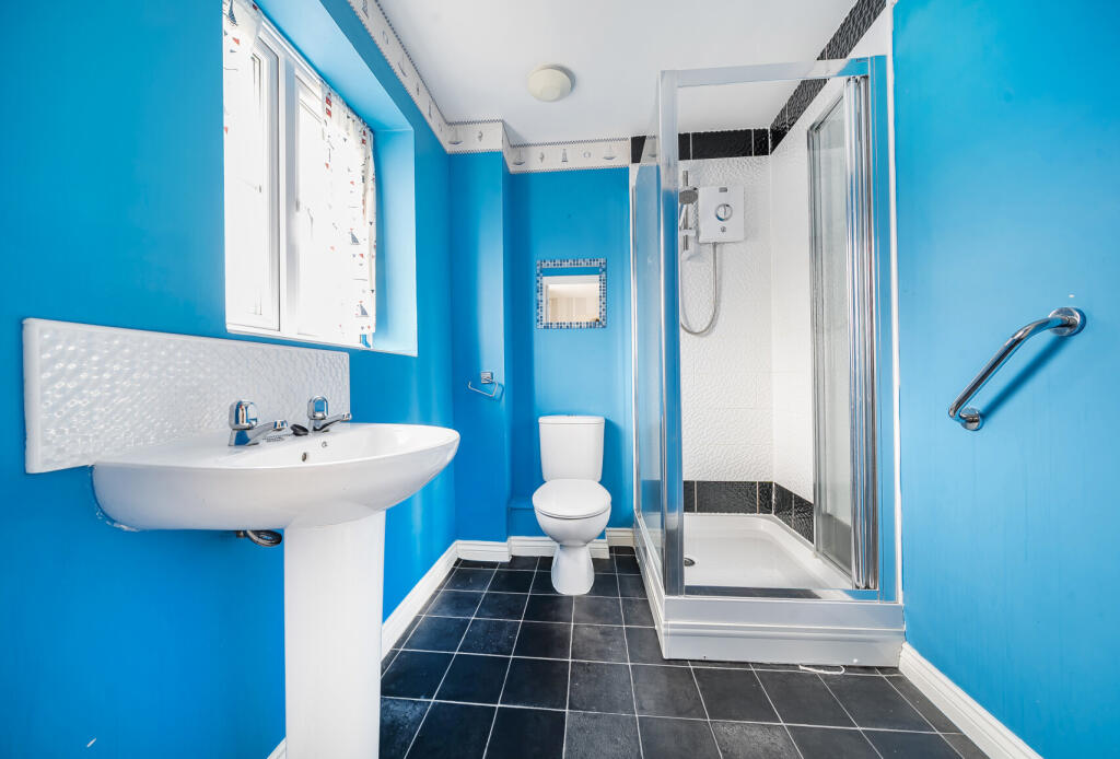 1354623-6-68cad03...