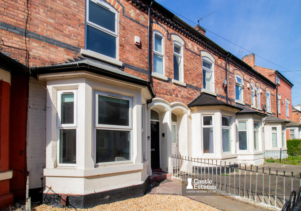 Three bedroom House for sale