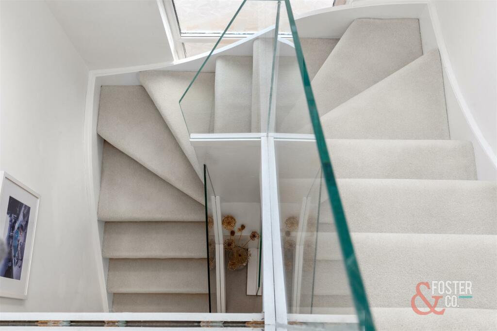 Elizabeth Avenue 42-24.JPG