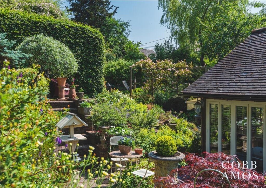 Brick Corner House 44.jpg