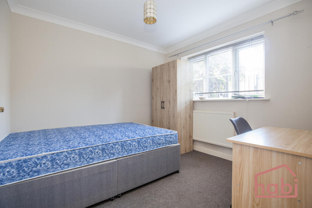 bed 4
