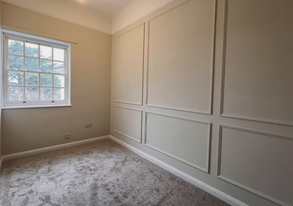 8 room