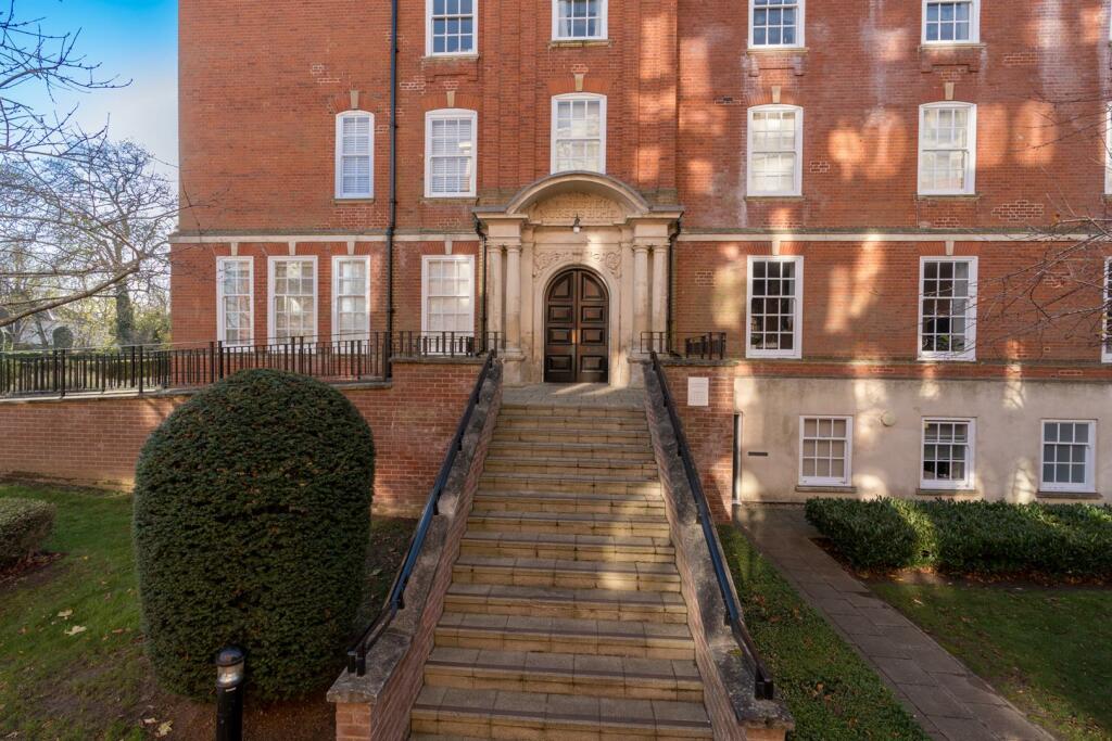 LeicesterHouse-002.jpg