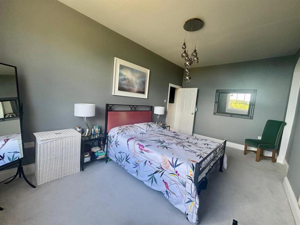 PHOTO-2025-08-28-07-38-50 (12).jpg