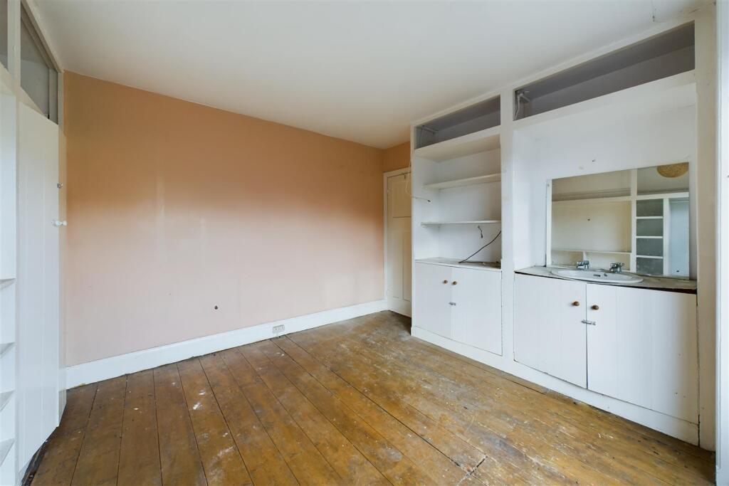 15 Ravenhill Avenue, Knowle, Bristol BS3 5DU | Fre