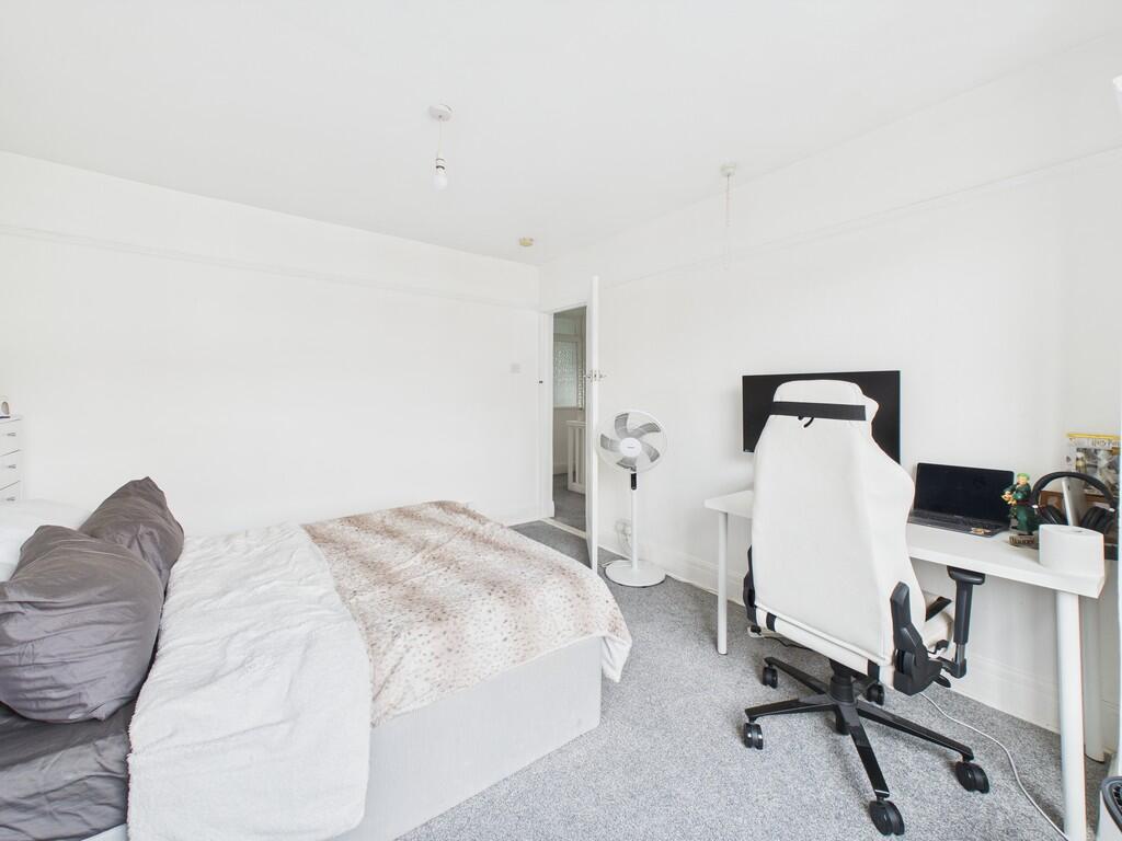 CAM05068G0-PR0010...