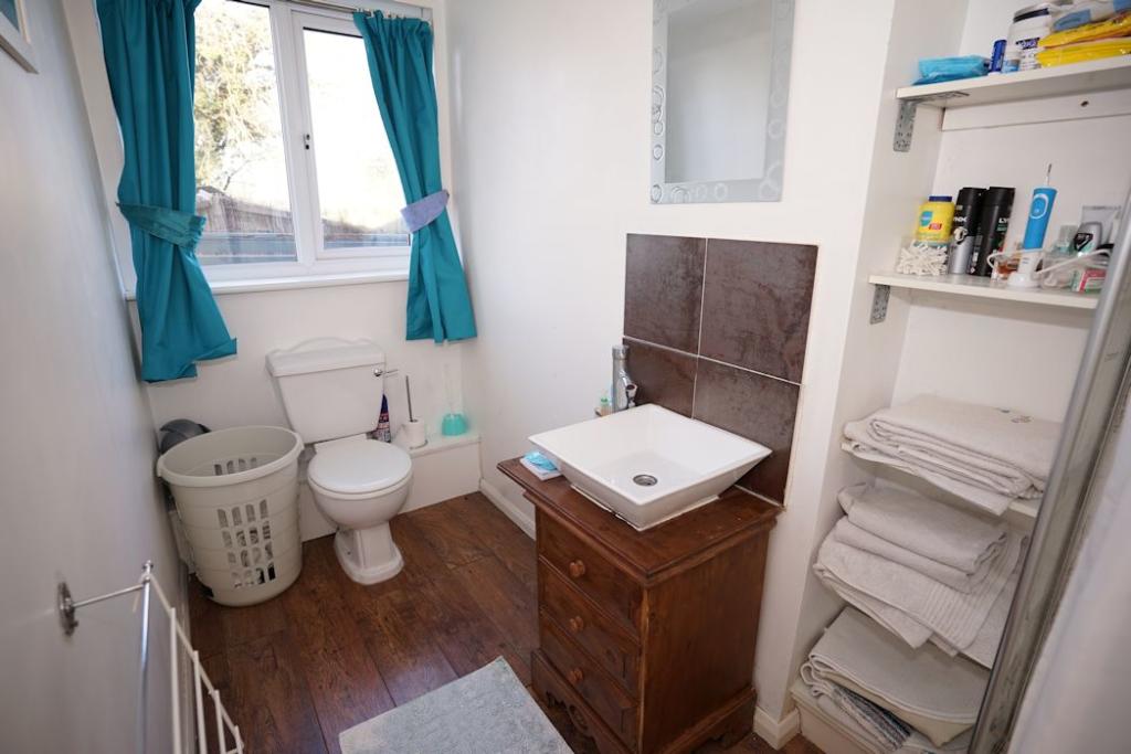 PICTURE18